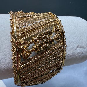 Vintage Wide Gold Hinged Cuff Filigree Style Bracelet Bangle Bronze Floral Small Wrist