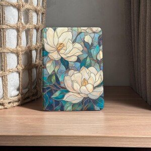 Custodia per Kindle Kobo Stained Glass Magnolia – Custodia con motivo floreale per Paperwhite 12th 7" 11th 6.8", Kindle 2024 Colorsoft, Oasis, retro trasparente