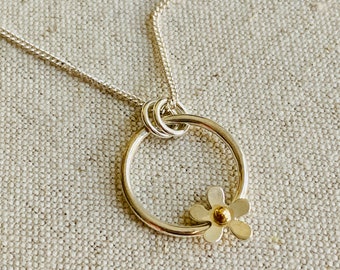 Silver Daisy Hoop Pendant, Sterling Silver Diamond Cut Curb Chain, Genuine Handmade, Solid Silver & 9ct Gold, Floral Daisy Necklace