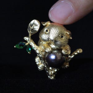 Golden Hamster Brooch: Tahitian Black Pearl Convertible Necklace