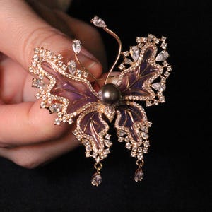 Tahitian Pearl Butterfly Brooch: Convertible Necklace, Rhinestone Zircon
