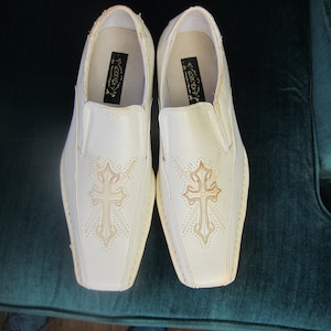 Vintage White vinyl cross  sword design slip on  square toe loafer church shoes leather interior NOS size 9