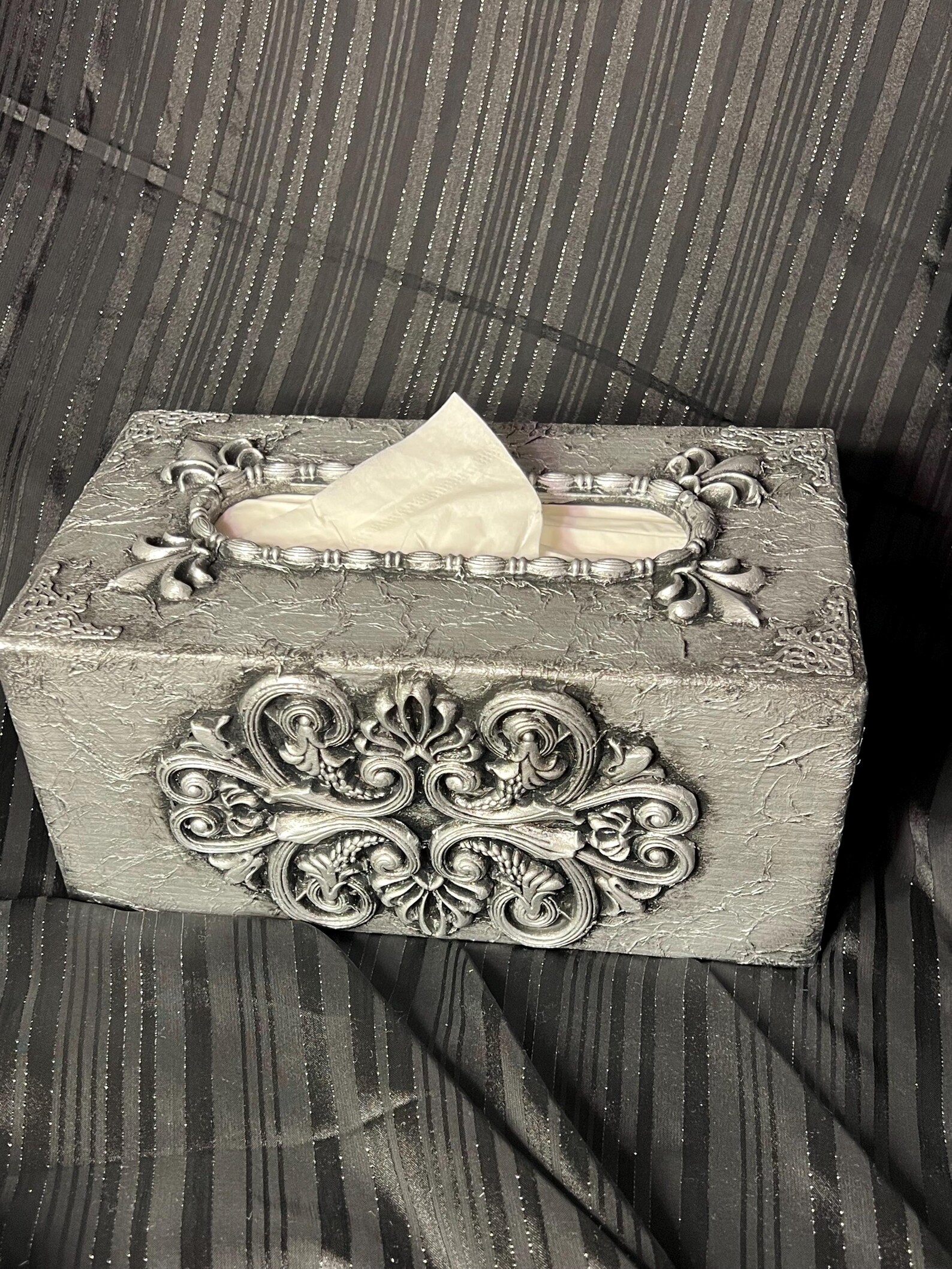 Vintage Tissue Box Covernull