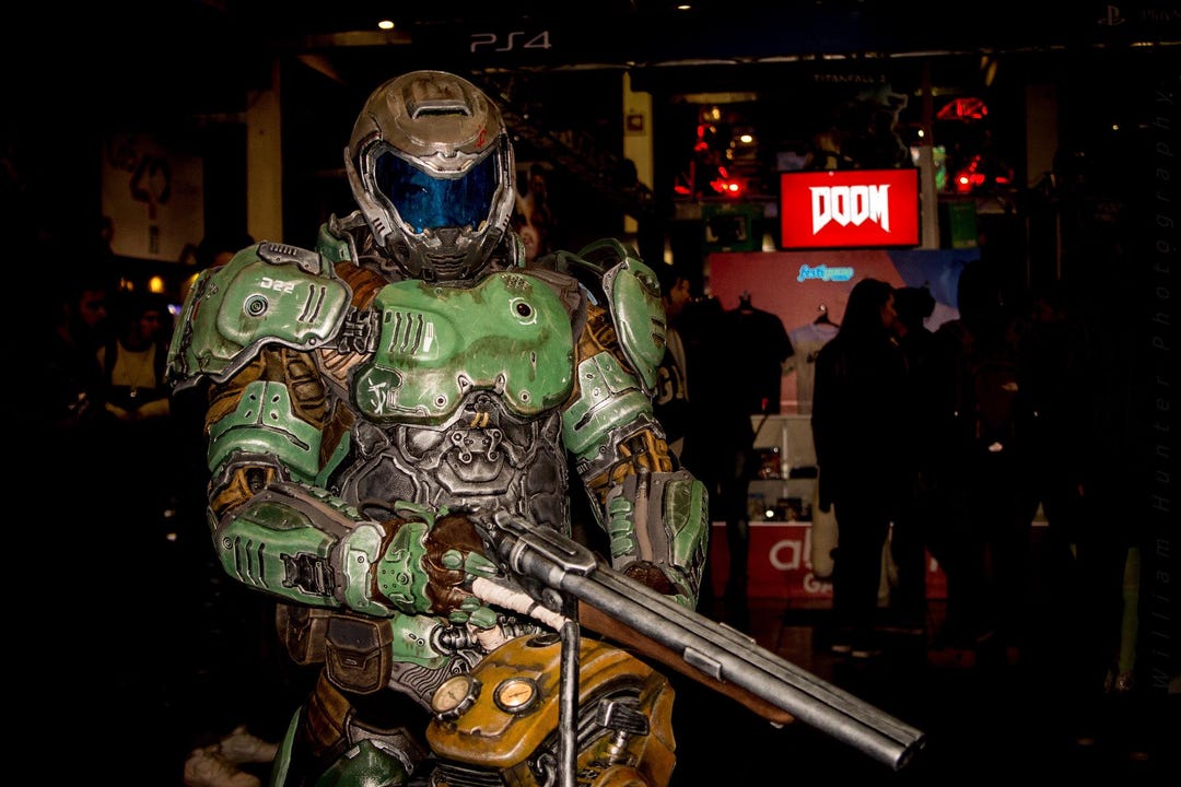 Casco Xcoser Doom Eternal Classic DOOM - Replica In Resina Per Cosplay Doomguy - Indossabile