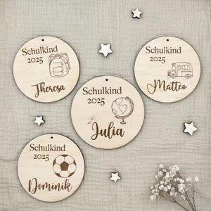 Pendentif cône d'école, pendentif cône de sucre, pendentif nominatif, inscription scolaire, écolier 2025 en bois avec nom, différentes tailles et formes