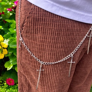 Cadena para cinturón con forma de espada cruzada, cadena para cinturón con forma de daga, cadena gótica para jeans, ropa de calle, cadena de acero inoxidable, estilo Y2K, grunge, unisex