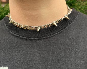 Spiked Stainless Steel Choker: Gothic Streetwear Necklace