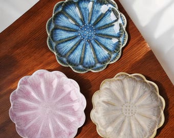 Handcrafted Japanese Ceramic Flower Bowls - Appetizer Dish, Spice Bowl, Salad Plate, Rice Bowl, Fruit Plate - Asian Kitchenware Gift