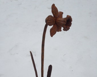 Metal Daffodil Garden Stake