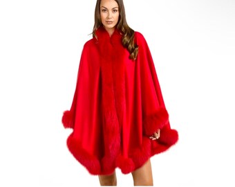 赤いベルベットミンクの縁取りのチェック柄ケープ：高級ハンドメイド