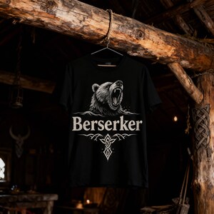Wikinger T-Shirt mit Bärenmotiv und Berserker-Schriftzug.