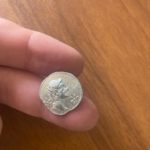 Replicamunt Caligula en Divus Augustus: denarius uit het Romeinse rijk, 37-38 n.Chr