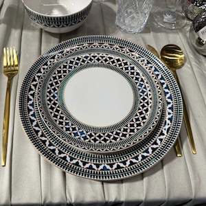 24 Piece Dinnerware Set for 6 – Porcelain Plates & Bowls with Patterned Edges, Serving, Pasta, Deep Plates, Elegant Tableware
