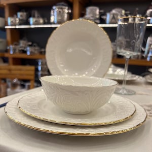 white porcelain dinnerware set for 6,8,12 person gold rim embossed plates bowls elegant classic formal tableware Made in Türkiye (Turkey)