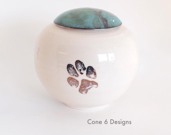 Dog Paw Urn with Ferns