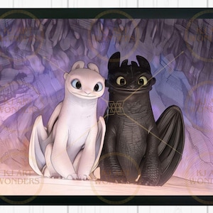 Puede incluir: Una ilustraci&oacute;n de un drag&oacute;n blanco y negro sobre un fondo morado y blanco. Los dragones se miran y tienen una expresi&oacute;n amigable. El drag&oacute;n blanco tiene una nariz rosa claro y el drag&oacute;n negro tiene una nariz gris oscuro.