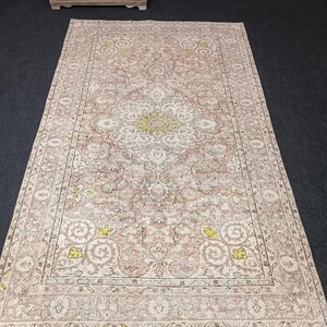Vintage Turkish Oushak Wool Rug: 5.7x9.2 ft, Pastel Area Rug