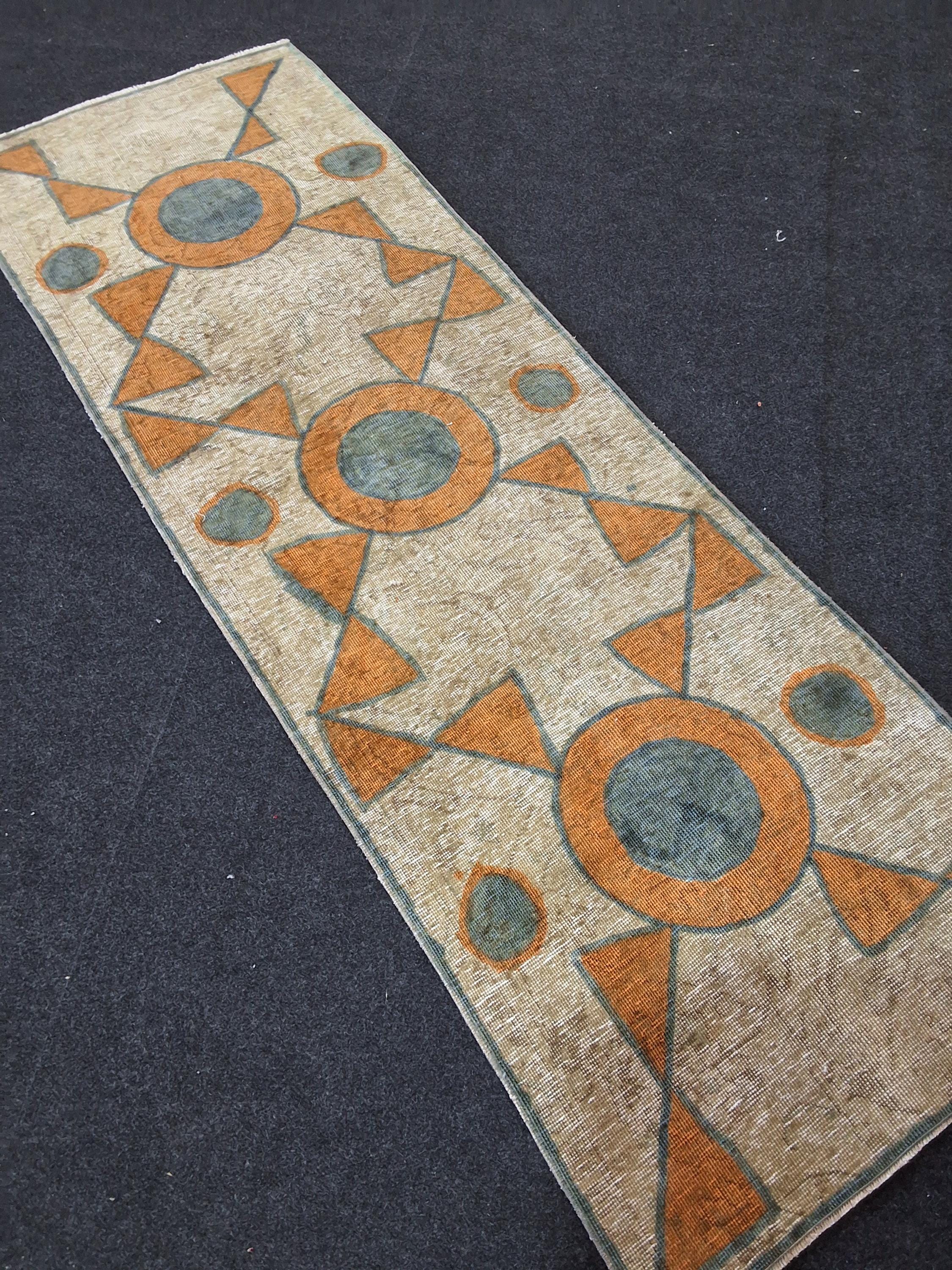 Vintage Turkish Hallway Carpet 3x8, Faded Uşak Style Carpet, Wool