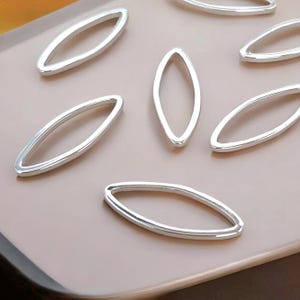8 pcs geometric marquise shaped charms, marquise silhouette pendants, shiny silver findings 1016-BR-20