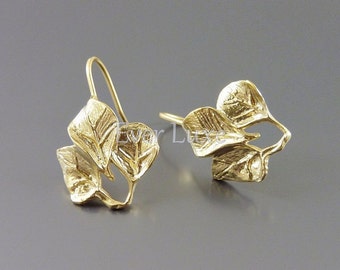 2 pcs / 1 pair  leaf hook earrings, matte gold brass earring findings, earring components for earring making E1240-MG (2 pieces)