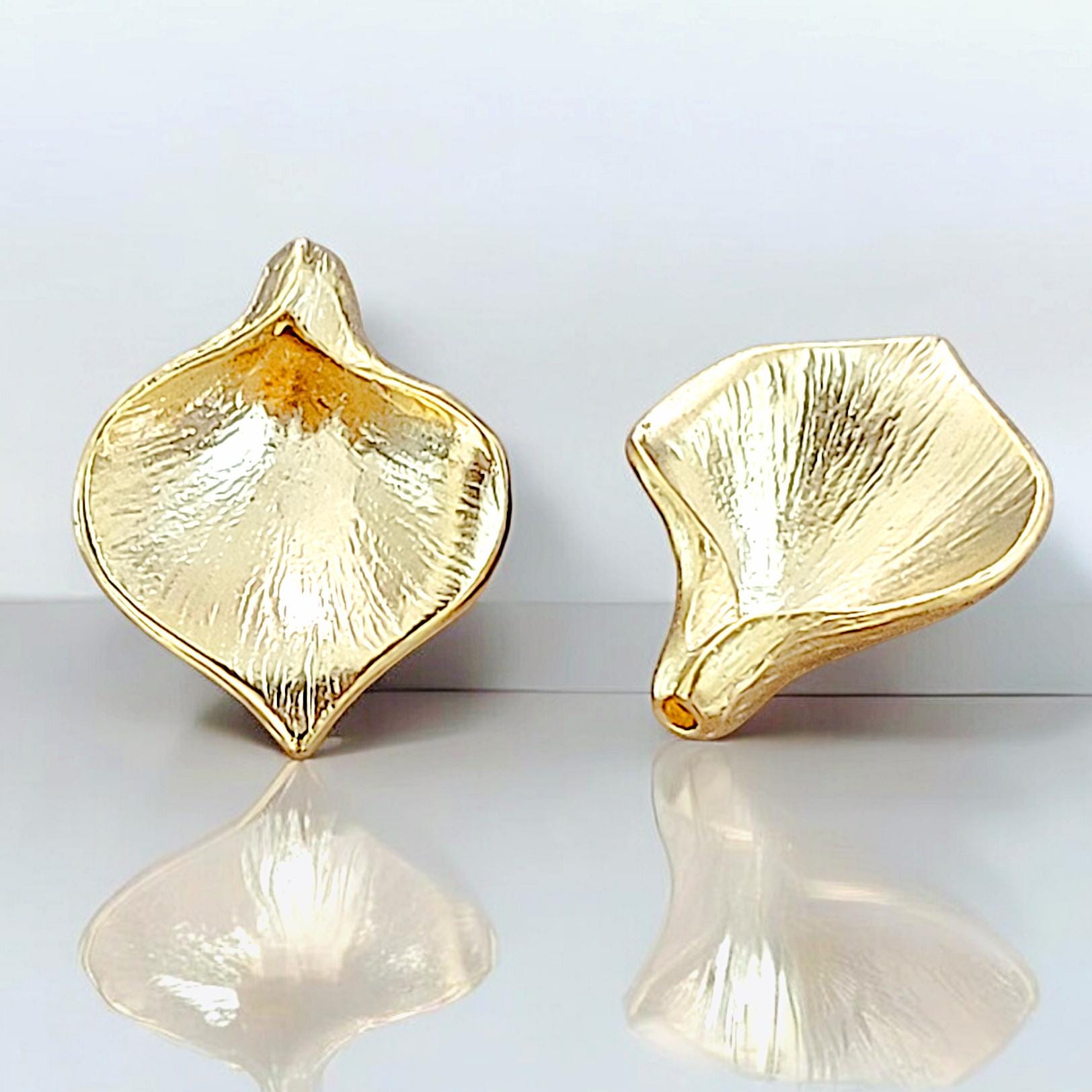 14K Gold Calla Lily Bead Caps: Matte Brass Leaf Charms