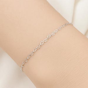 1m/10m BULK Sale chain Tiny Heart Pretzel Link Chain Bright Rhodium Brass Chain Heart Pretzel Charms Delicate Soldered Chain B092-BR
