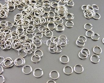 10 grams thin 24 gauge jump rings, 4mm, delicate brass jumprings B005BBR-244