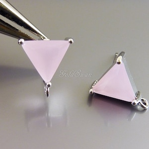2 pcs / 1 pair sweet pink ice color glass triangle shape stud earrings in silver, customize jewelry E5138R-PI