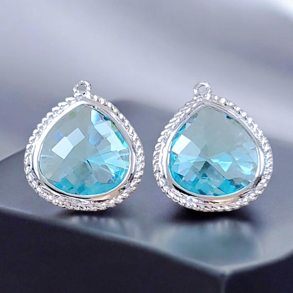 2ps Glistening Blue Aqua-colored Crystal Stonem, Elegant Teardrop 