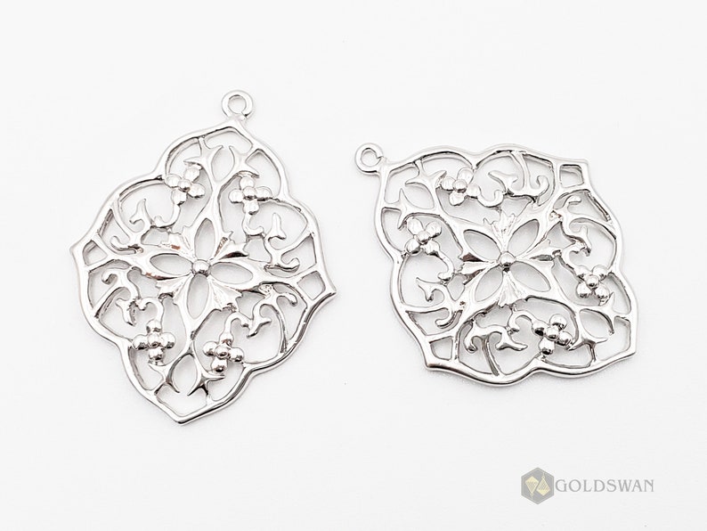 2 large beautiful floral filigree pendants, silver brass flower metal findings / jewelry making supplies 1766-MR /SMR 