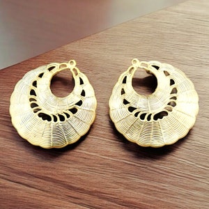 2pcs/20pcs Bulk Sale Discount round Large woven patterned filigree pendants, tribal jewelry, jewellery supplies, findings 993-MG