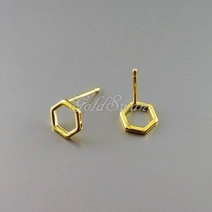 4 pieces / 2 pairs tiny 7mm honeycomb earring findings in shiny / polished gold finish, high quality plating 1074-BG-7