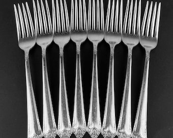 8 x Vintage Wm Rogers Starlight 1950 - Silverplate Dinner Forks - Rustic Craft Lot