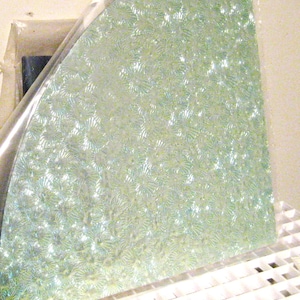 Dichroic Glass - CBS Florentine Red/Silver - Black - coe90 - 2&quot;x4&quot; - Thin - Random Cut