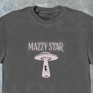 Mazzy Star UFO Cat T-Shirt v3 | Vintage Style | Cool t-shirt | Retro tee | Festival | Music T-Shirt | 90s Style | y2k | Grunge Era | Gift
