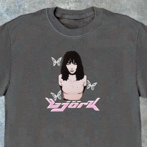 Bjork Butterfly T-Shirt v2| Vintage Style | Cool t-shirt | Retro tee | Festival | Music T-Shirt | 90s Style | y2k | Gift Idea | Grunge | Alt