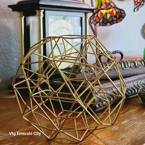 Große Geo Metall Dekorative Kugel Skulptur 15 Umfang Goldtone 3D Kugel Skulptur