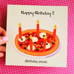 Carte d'anniversaire pizza avec bougies , pour amoureux des pizzas , carte pour enfant , carte de voeux anniversaire , carte pizza .