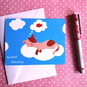Carte Sweet Dreams , carte chat couché sur un nuage , carte postale faisant de beaux rêves   , carte chat mignon .