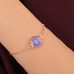 Silver Forget Me Not Bracelet, Baby&#39;s Breath Bracelet, Resin Real Pressed Flower Jewerly, Miscarriage Gift, Personalized Memorial Gift