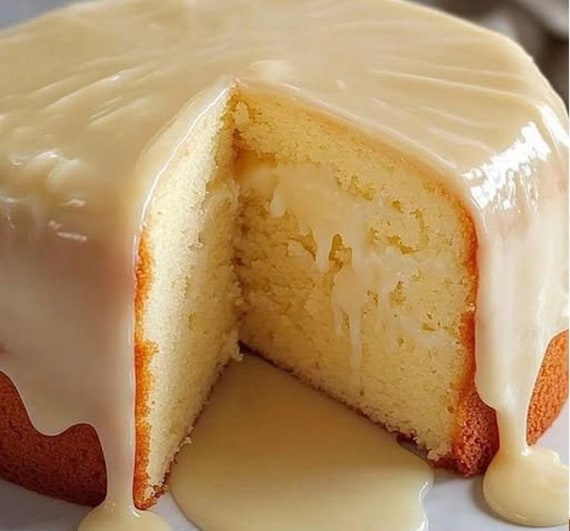 Homemade Vanilla Buttermilk Pound Cake Cream Cheese Glaze Recipe