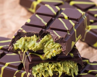 Luxurious Dubai Chocolate Bar | Decadent Middle Eastern Treat Formula.