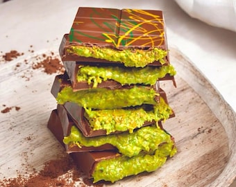 贅沢なドバイ チョコレート バー | 贅沢な中東のお菓子のフォーミュラ。