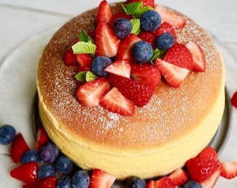 日本のふわふわスフレケーキのダウンロード。
