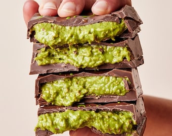 Luxurious Dubai Chocolate Bar | Decadent Middle Eastern Treat Formula.