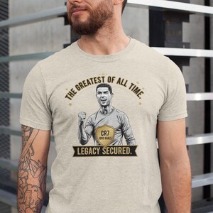 Ronaldo Tshirt, CR7 Tshirt, Cristiano Ronaldo GOAT Football Shirt – Road to 1000 Goals Tee, Soccer Legend Graphic T-Shirt, Football Fan Gift