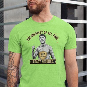 Ronaldo Tshirt, CR7 Tshirt, Cristiano Ronaldo GOAT Football Shirt – Road to 1000 Goals Tee, Soccer Legend Graphic T-Shirt, Football Fan Gift