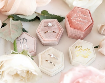 Caja de terciopelo con doble ranura para anillos, San Valentín, 19 colores, para compromiso, boda, propuesta de matrimonio y monograma.