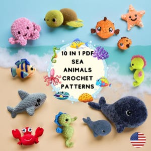 Puede incluir: Una colección de animales marinos de ganchillo de colores, incluyendo un pulpo, una tortuga y una ballena. La imagen también presenta un gráfico central que dice "10 EN 1 PDF SEA ANIMALS CROCHET PATTERNS". El fondo es una escena de playa.