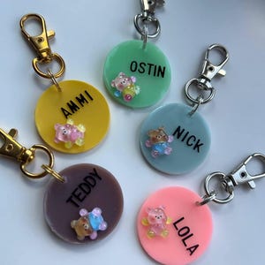 Personalized Resin Dog Tag: Custom Pet ID, Circle Design